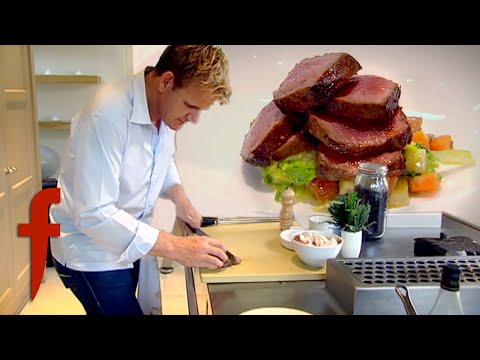 Gordon Ramsay's Venison With A Red Wine & Chocolate Sauce Recipe